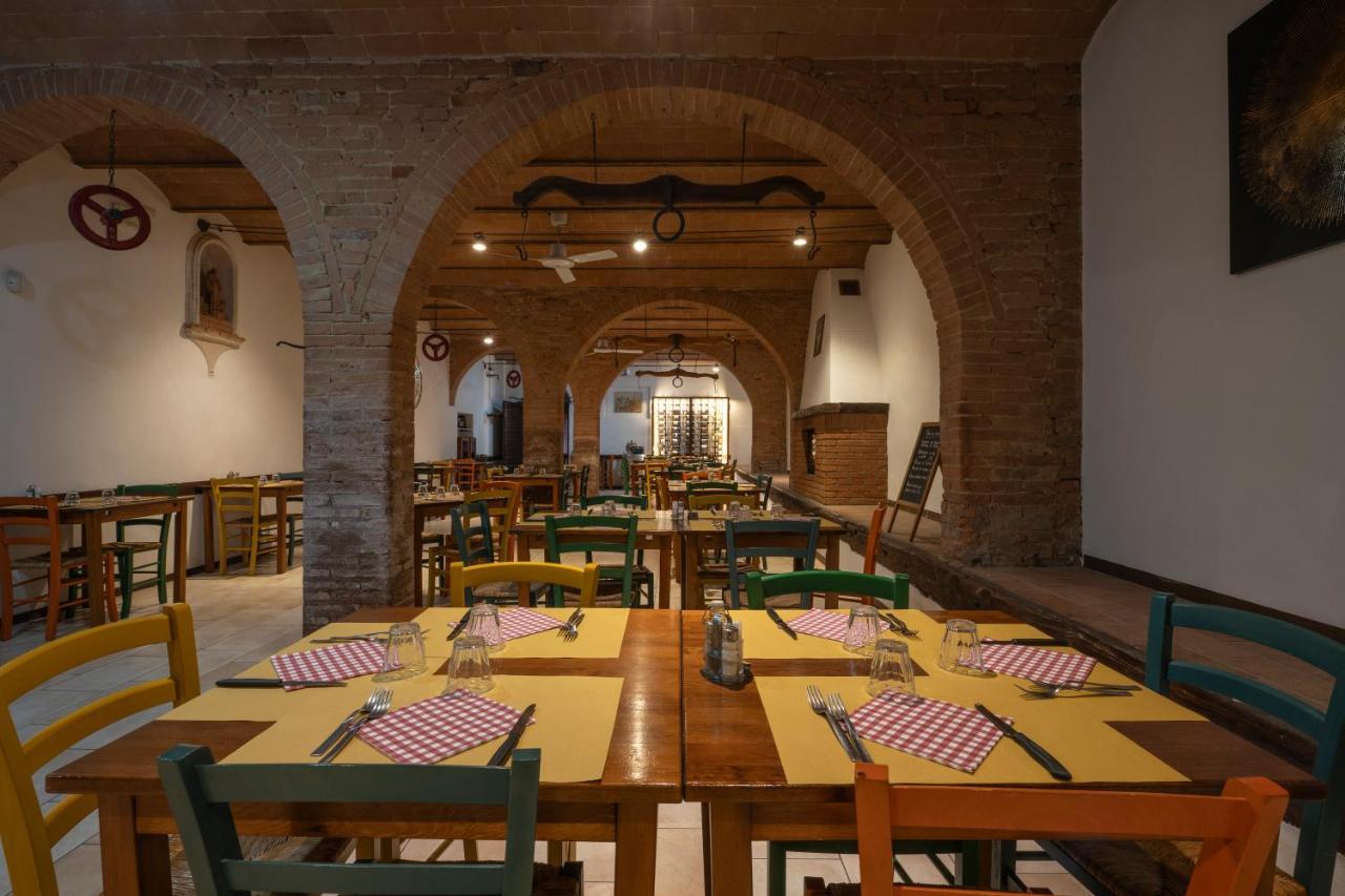 Affittacamere Podere Valserena Monteroni dʼArbia Exteriör bild